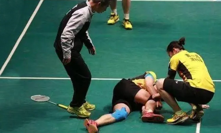 波兰斯基：经纪团队跟我讲了在门兴的合同条款，但我没听懂